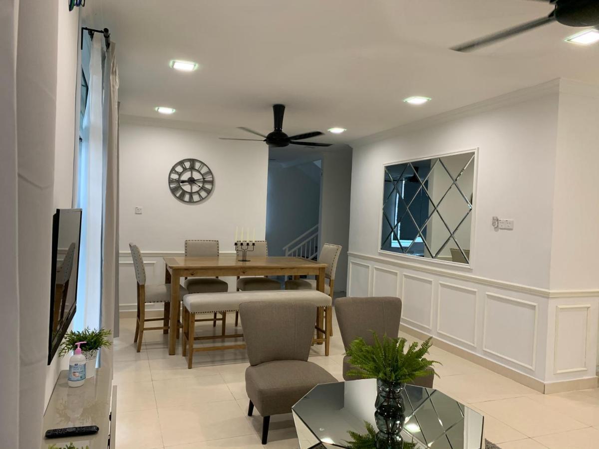 Casa Hijau Villa